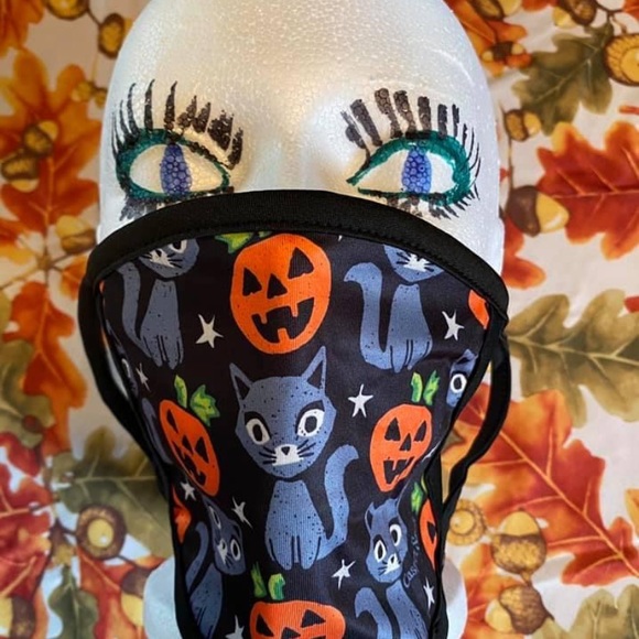 Fabulous Halloween 🎃 masks - Picture 2 of 8